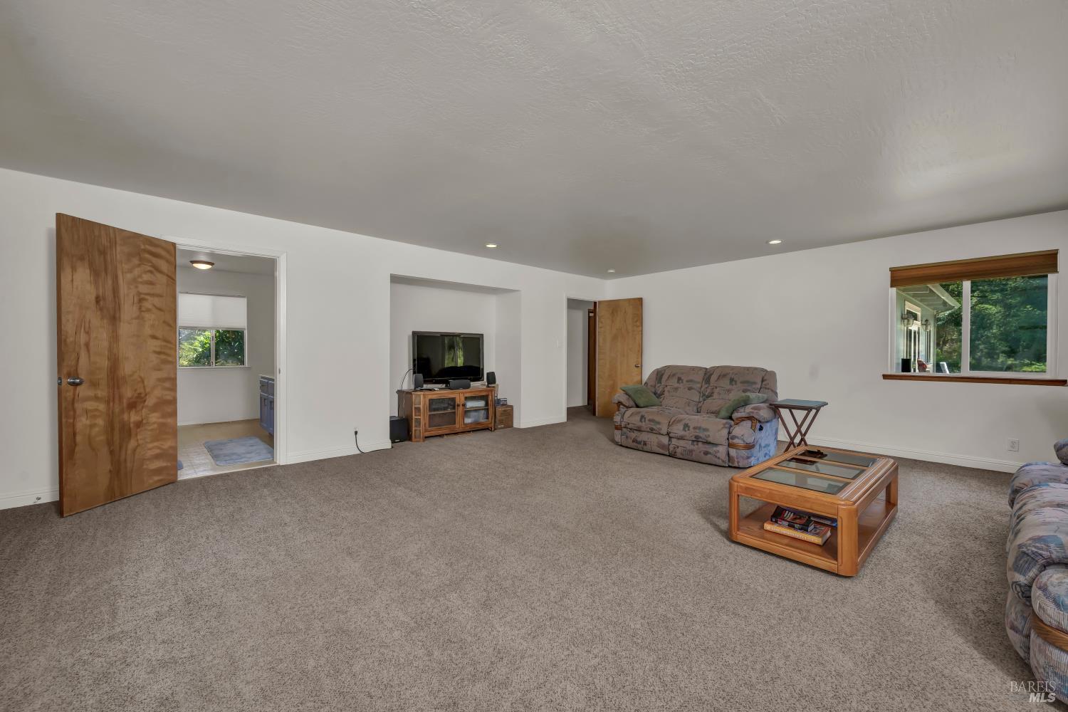 Detail Gallery Image 26 of 38 For 12255 Elk Mountain Rd, Upper Lake,  CA 95485 - 3 Beds | 2 Baths