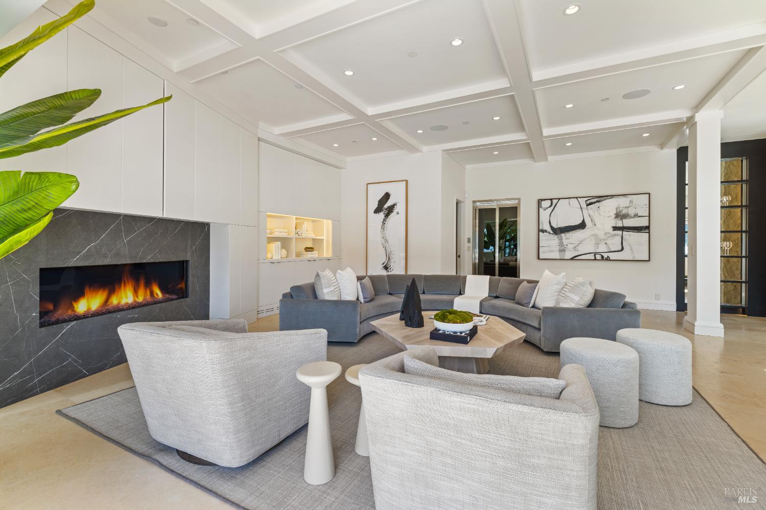 Detail Gallery Image 17 of 94 For 3 Bellevue Ave, Belvedere,  CA 94920 - 4 Beds | 3/1 Baths