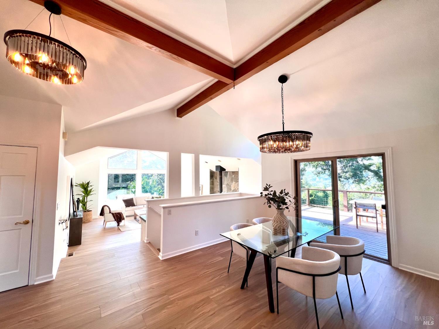 Detail Gallery Image 2 of 33 For 4383 Parker Hill Rd, Santa Rosa,  CA 95404 - 3 Beds | 3 Baths