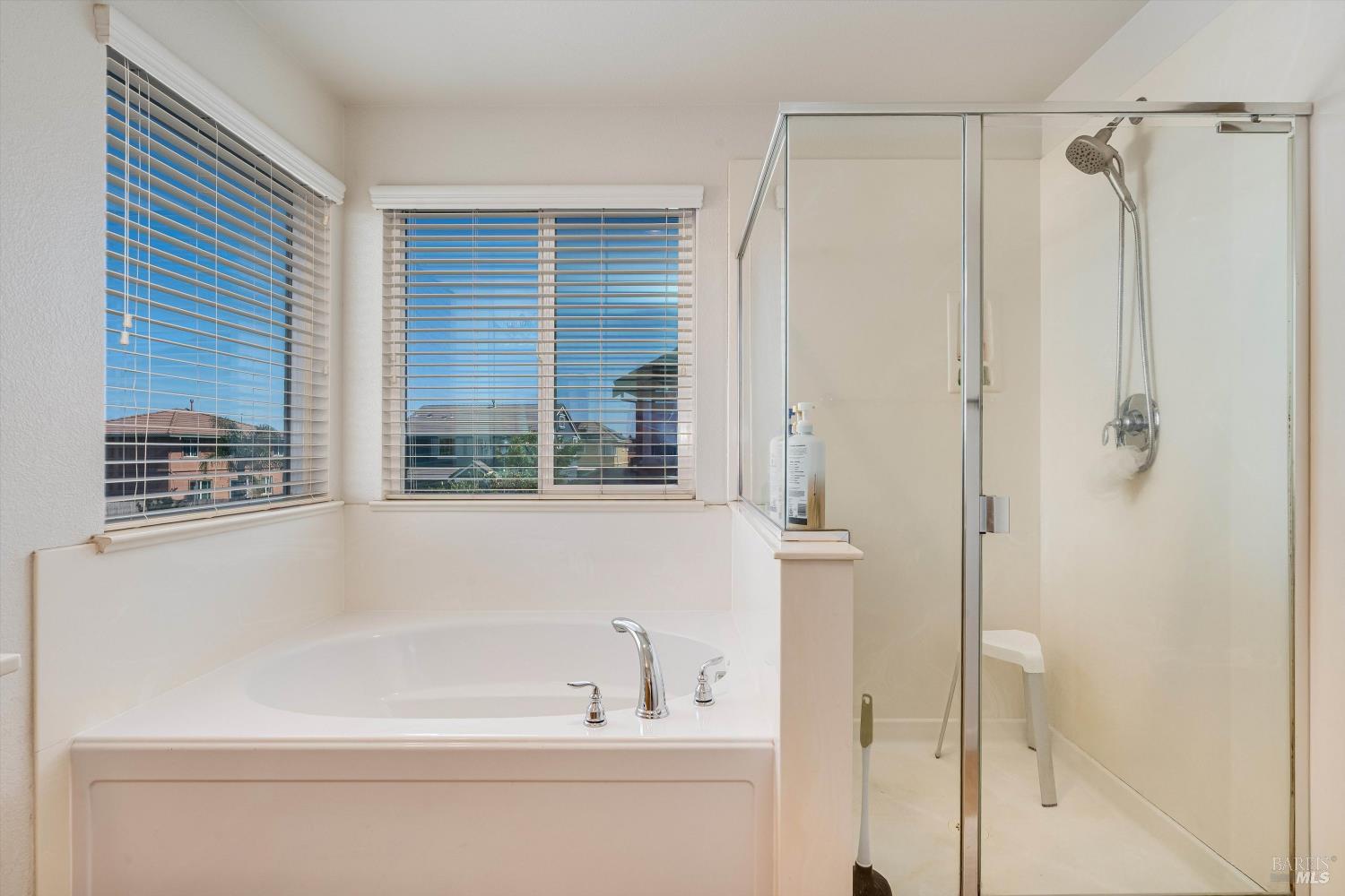 Detail Gallery Image 23 of 31 For 236 Cogburn Way, Vacaville,  CA 95687 - 5 Beds | 2/1 Baths
