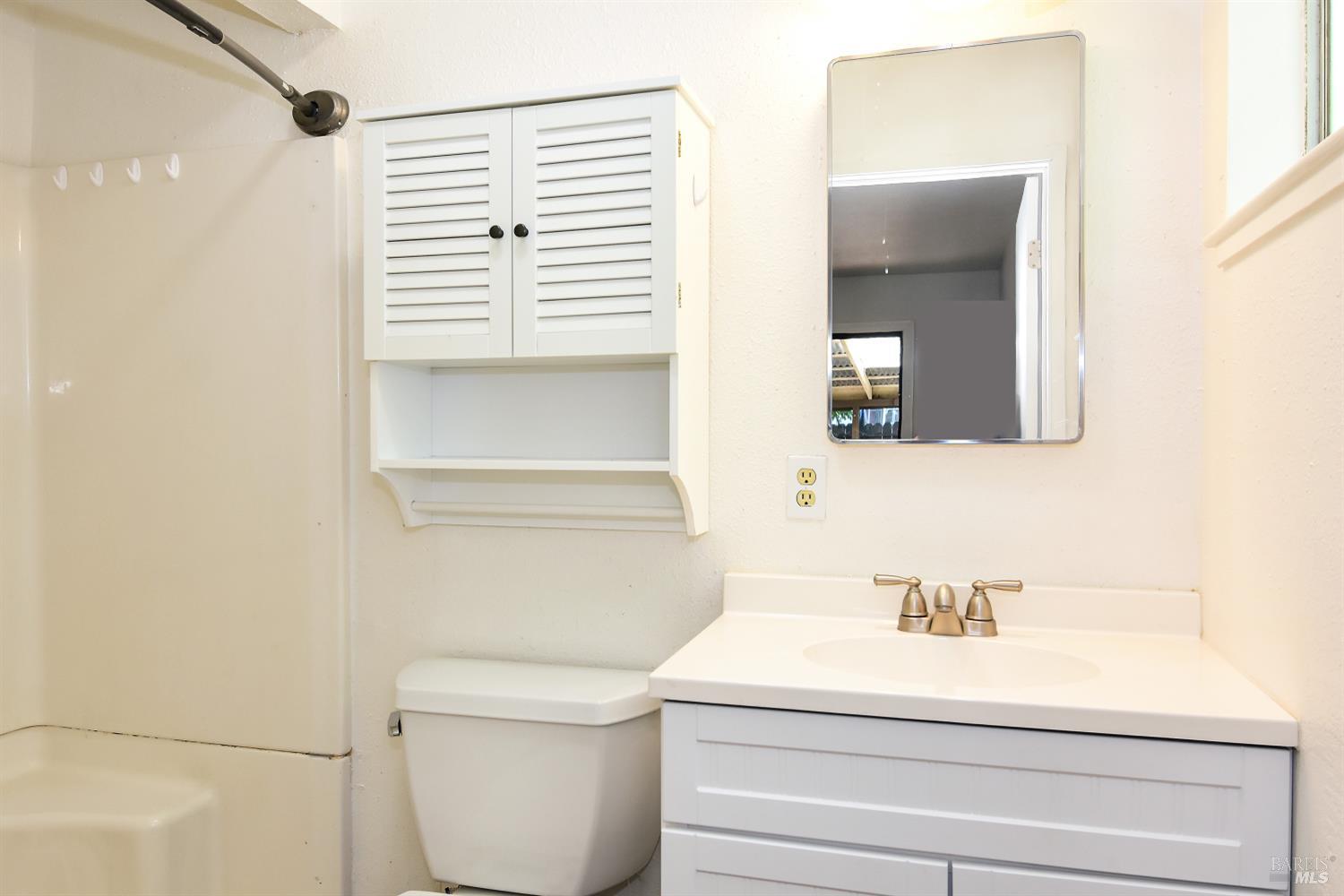 Detail Gallery Image 19 of 28 For 17884 San Carlos Dr, Sonoma,  CA 95476 - 4 Beds | 2 Baths