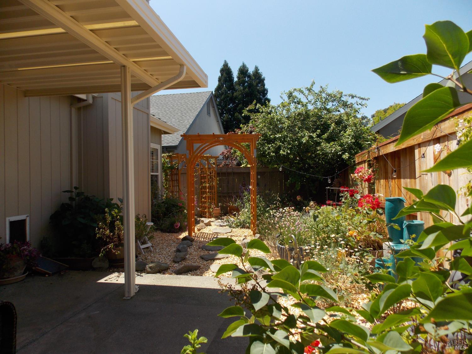 Detail Gallery Image 29 of 36 For 834 Glen Miller Dr, Windsor,  CA 95492 - 2 Beds | 2 Baths