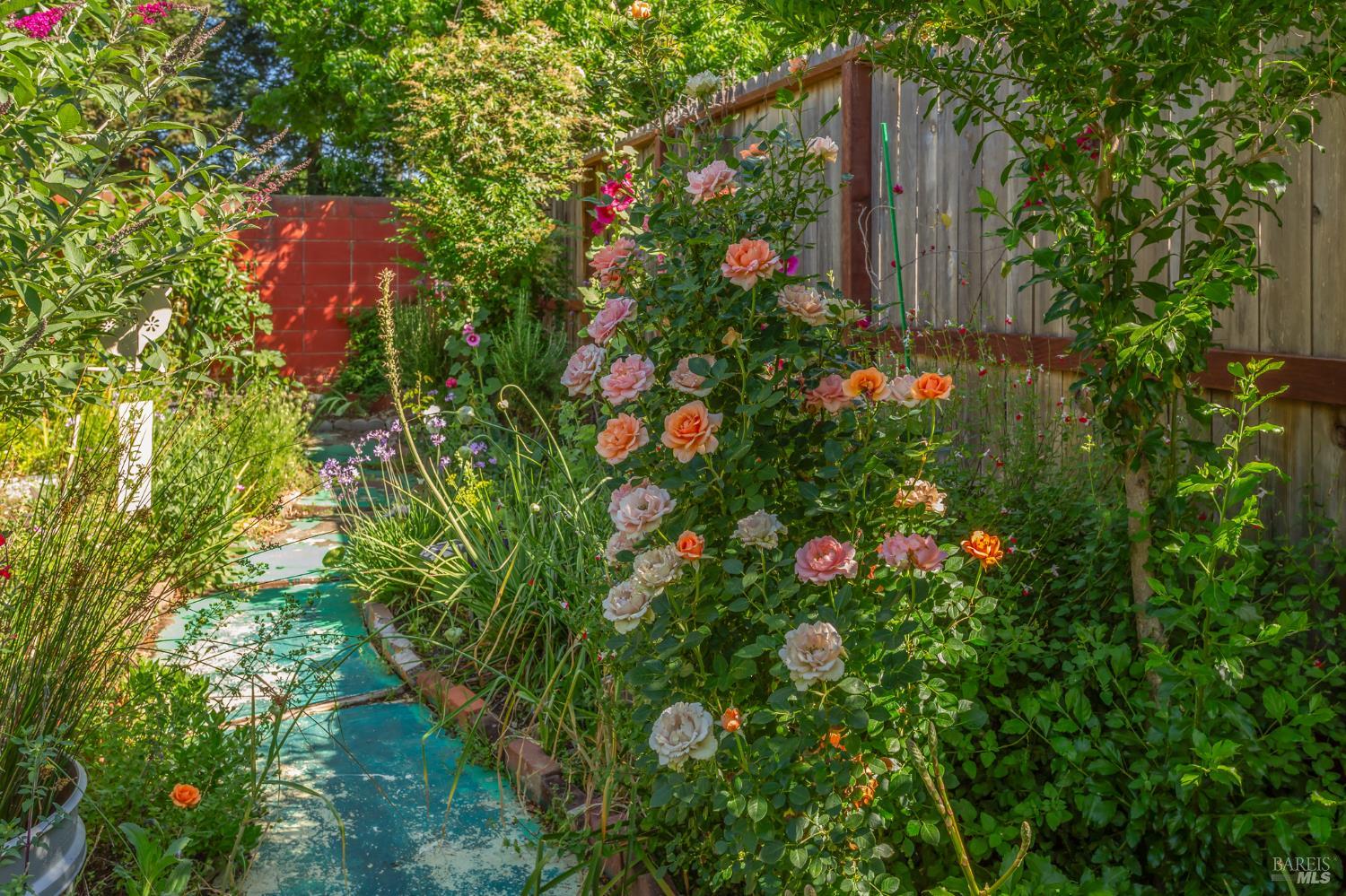 Detail Gallery Image 20 of 31 For 1812 Utah St, Fairfield,  CA 94533 - 2 Beds | 1 Baths