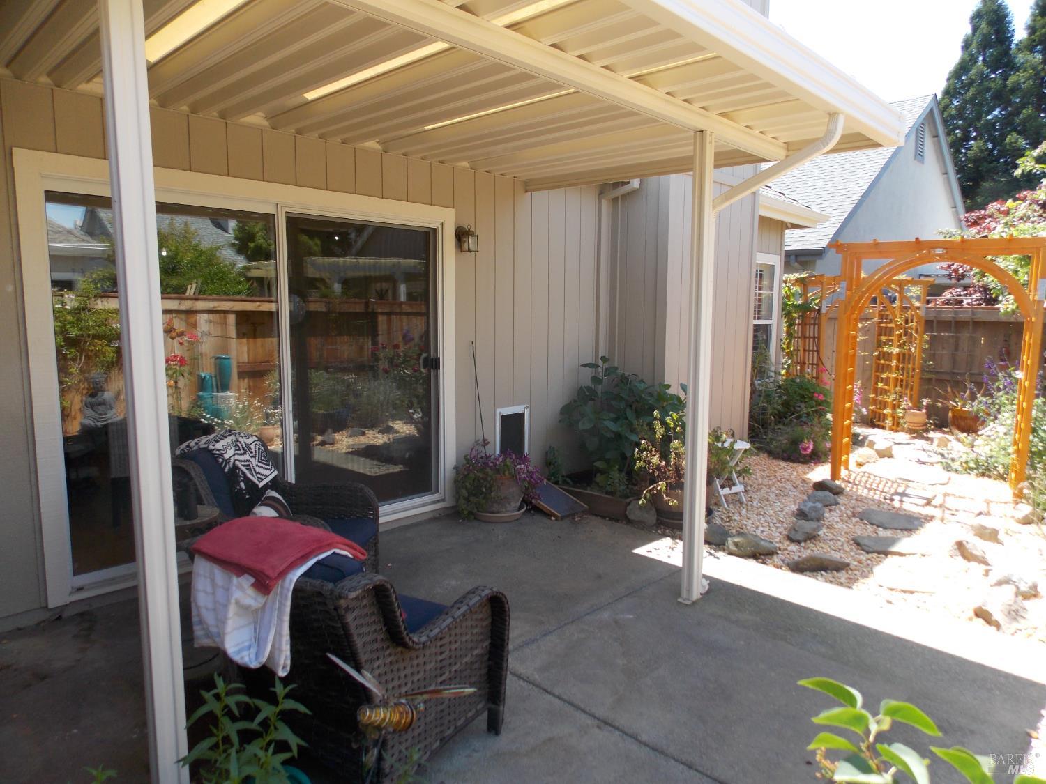 Detail Gallery Image 28 of 36 For 834 Glen Miller Dr, Windsor,  CA 95492 - 2 Beds | 2 Baths