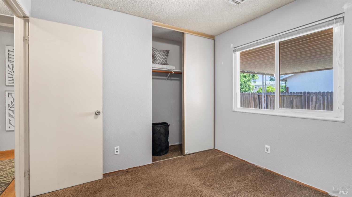 Detail Gallery Image 23 of 41 For 155 Midvale Dr, Vacaville,  CA 95687 - 4 Beds | 2 Baths