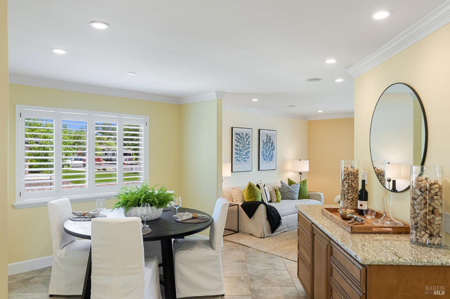 Detail Gallery Image 14 of 83 For 3936 Young Ave, Napa,  CA 94558 - 4 Beds | 2 Baths