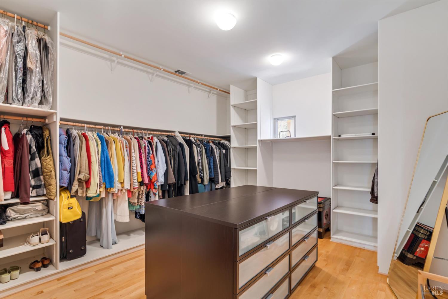 Detail Gallery Image 35 of 54 For 48 Longhorn Ridge Rd, Napa,  CA 94558 - 3 Beds | 3/1 Baths