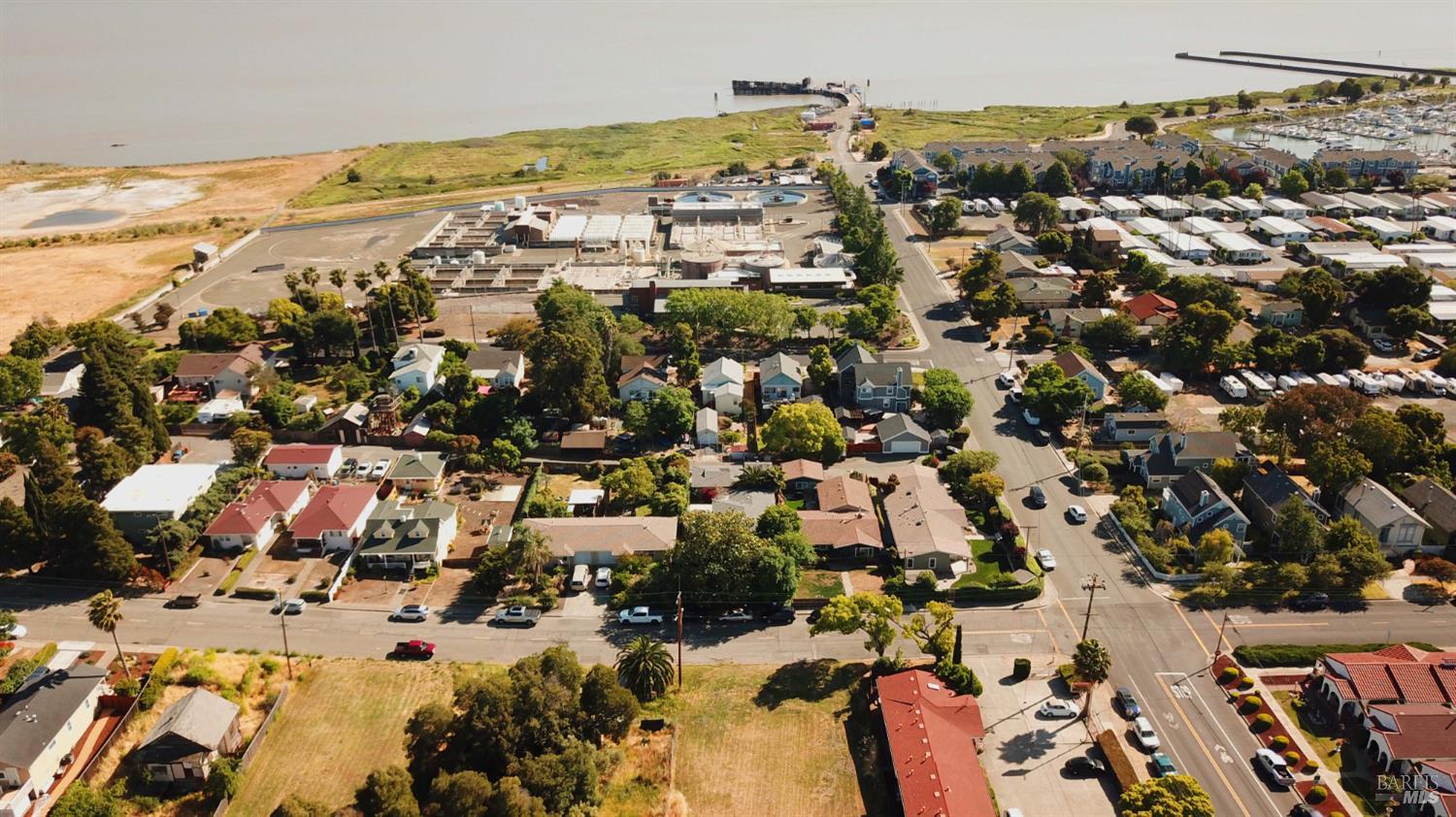 Detail Gallery Image 6 of 6 For 525 E H St, Benicia,  CA 94510 - – Beds | – Baths