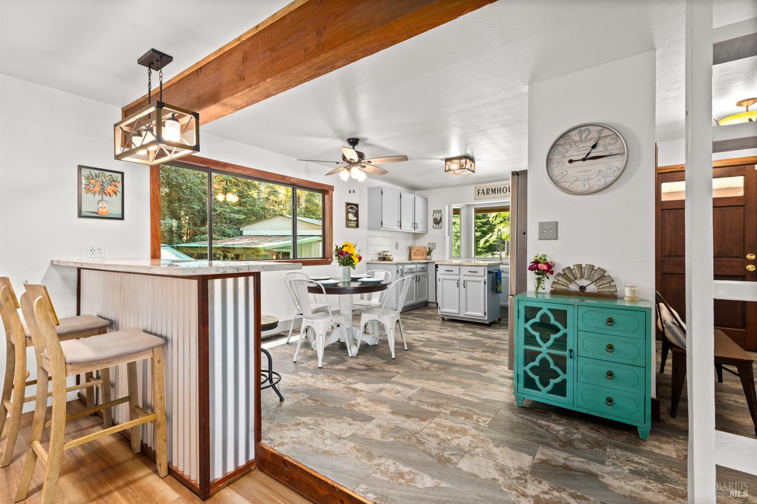 Detail Gallery Image 12 of 32 For 1 Mosswood Cir, Cazadero,  CA 95421 - 2 Beds | 2 Baths