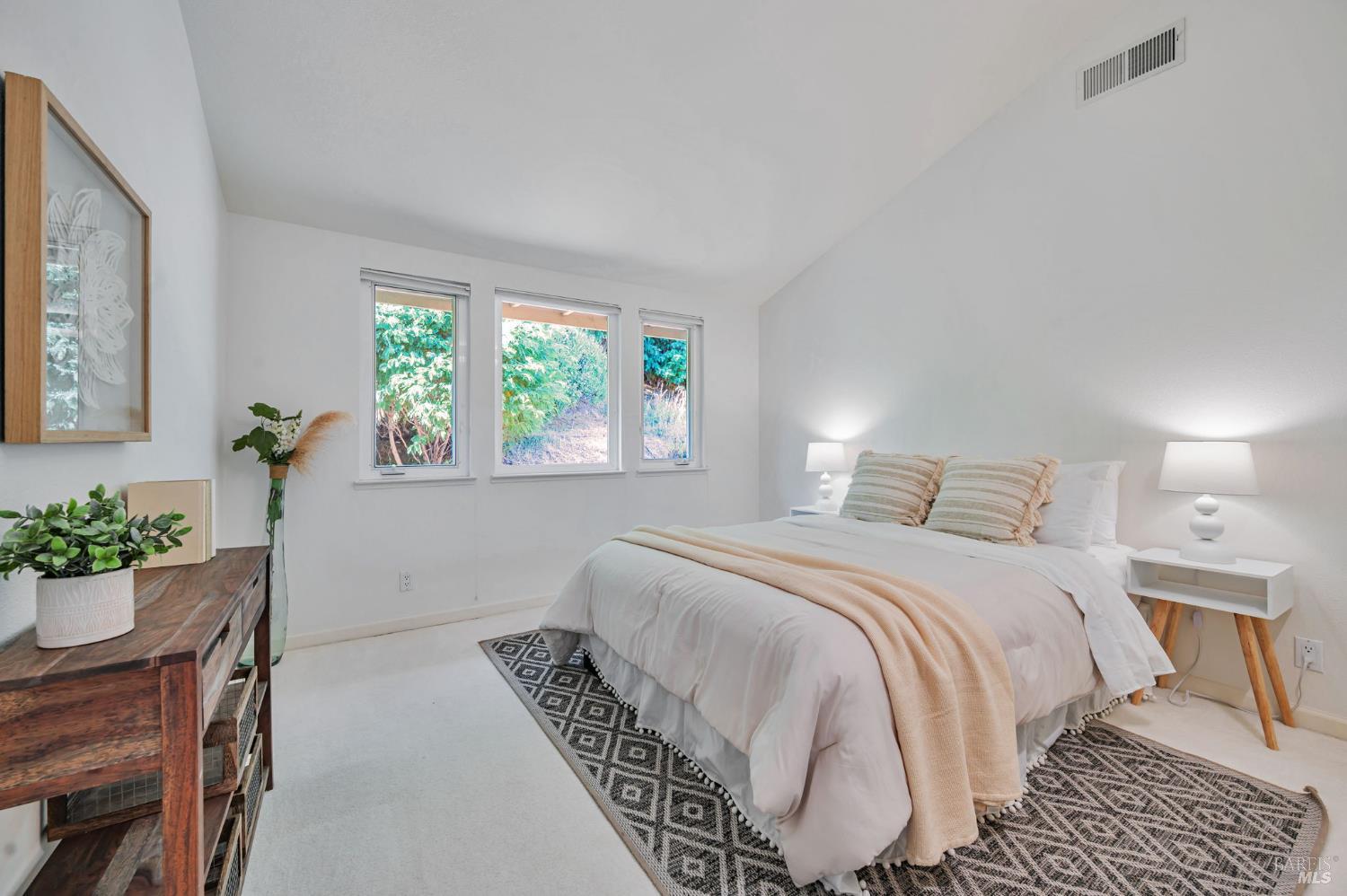 Detail Gallery Image 37 of 60 For 55 Tamalpais Rd, Kentfield,  CA 94904 - 4 Beds | 4 Baths