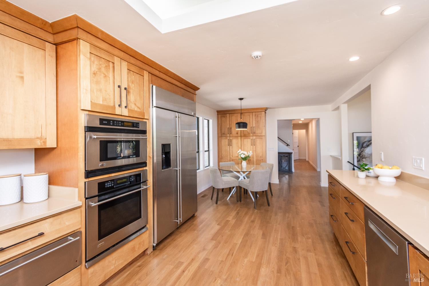 Detail Gallery Image 32 of 79 For 1043 La Quinta Ct, Napa,  CA 94559 - 4 Beds | 3/1 Baths
