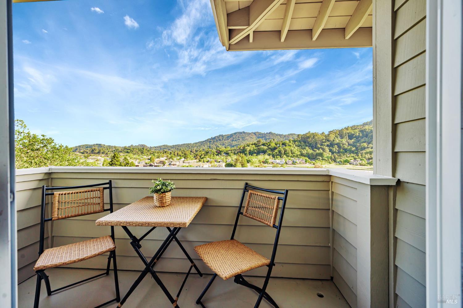 Detail Gallery Image 39 of 60 For 55 Tamalpais Rd, Kentfield,  CA 94904 - 4 Beds | 4 Baths
