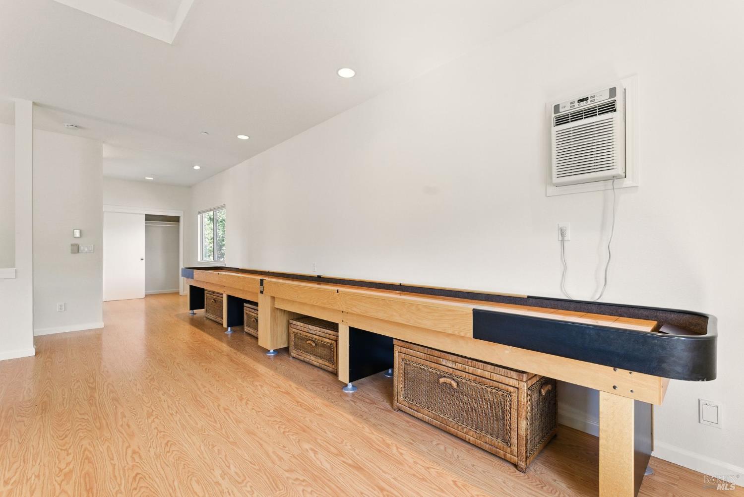 Detail Gallery Image 40 of 61 For 4620 Morris Ct, Santa Rosa,  CA 95405 - 4 Beds | 3 Baths
