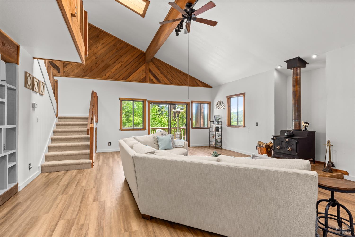 Detail Gallery Image 19 of 32 For 1 Mosswood Cir, Cazadero,  CA 95421 - 2 Beds | 2 Baths