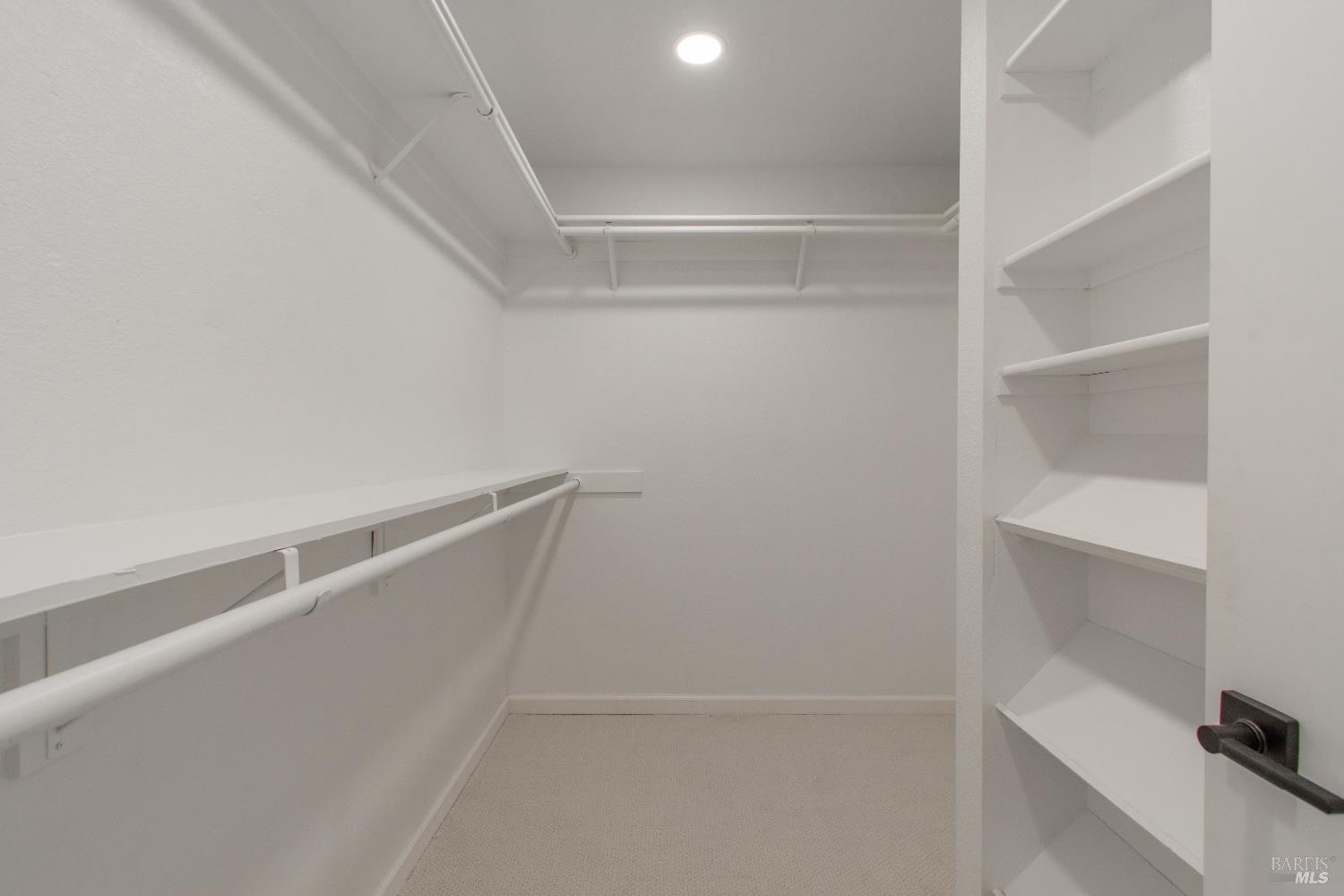 Detail Gallery Image 33 of 51 For 1986 Larchmont Cir, Fairfield,  CA 94534 - 3 Beds | 2/1 Baths