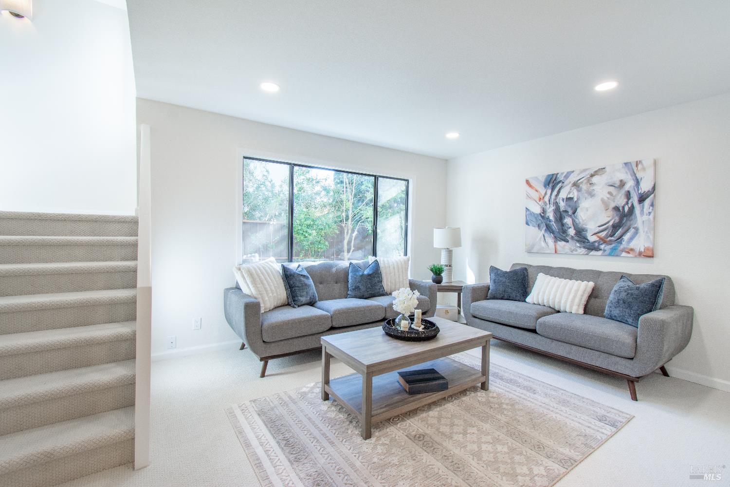 Detail Gallery Image 46 of 51 For 1986 Larchmont Cir, Fairfield,  CA 94534 - 3 Beds | 2/1 Baths