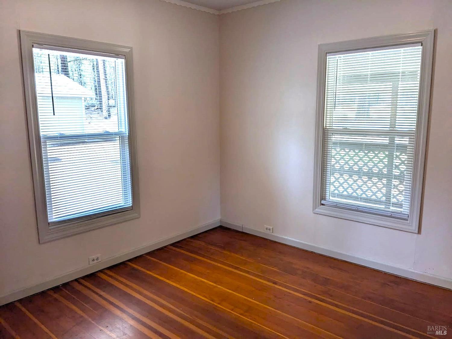 Detail Gallery Image 6 of 26 For 12321 Big Springs Blvd, Old Station,  CA 96071 - 2 Beds | 2 Baths