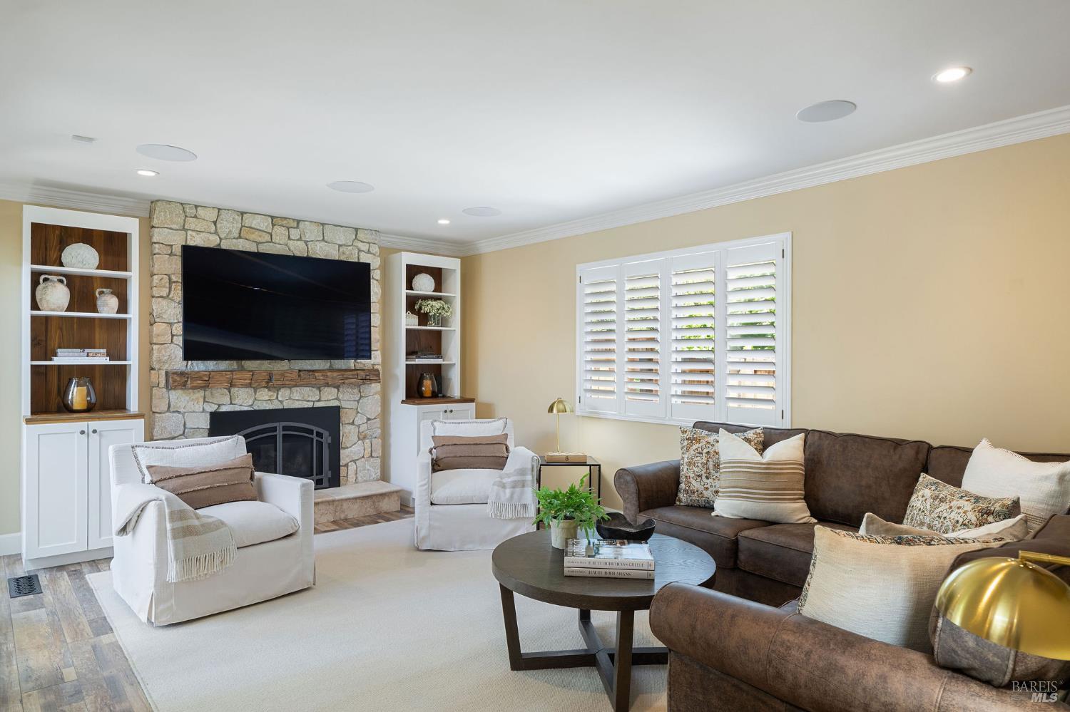 Detail Gallery Image 17 of 83 For 3936 Young Ave, Napa,  CA 94558 - 4 Beds | 2 Baths