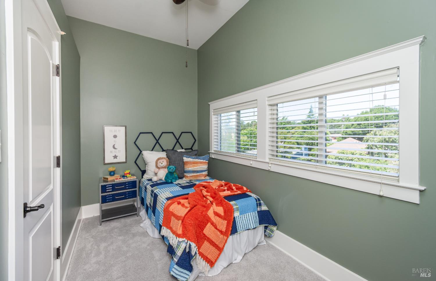 Detail Gallery Image 25 of 53 For 225 Berna Ave, Napa,  CA 94559 - 3 Beds | 2/1 Baths