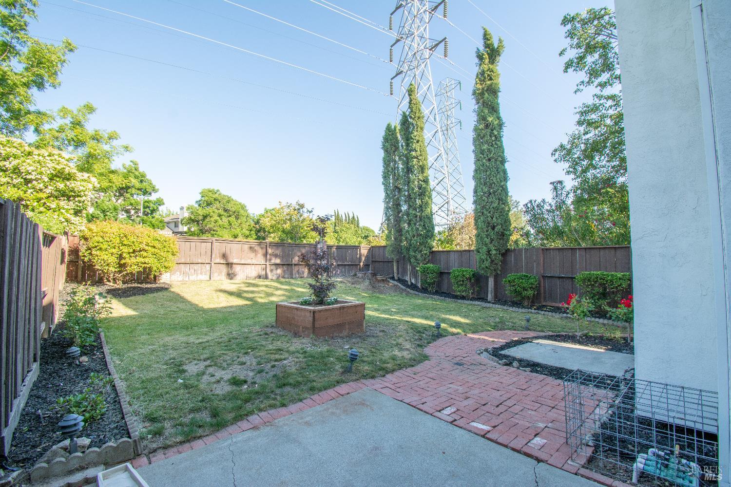 Detail Gallery Image 51 of 51 For 1986 Larchmont Cir, Fairfield,  CA 94534 - 3 Beds | 2/1 Baths