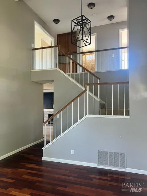 Detail Gallery Image 6 of 27 For 496 Lupine Cir, Vacaville,  CA 95687 - 3 Beds | 2/1 Baths