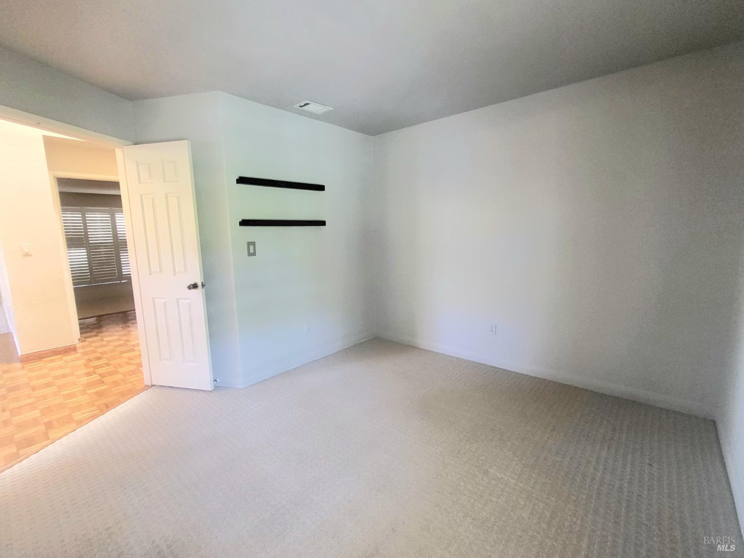 Detail Gallery Image 15 of 36 For 170 Moonraker Ct, Vallejo,  CA 94590 - 3 Beds | 2 Baths