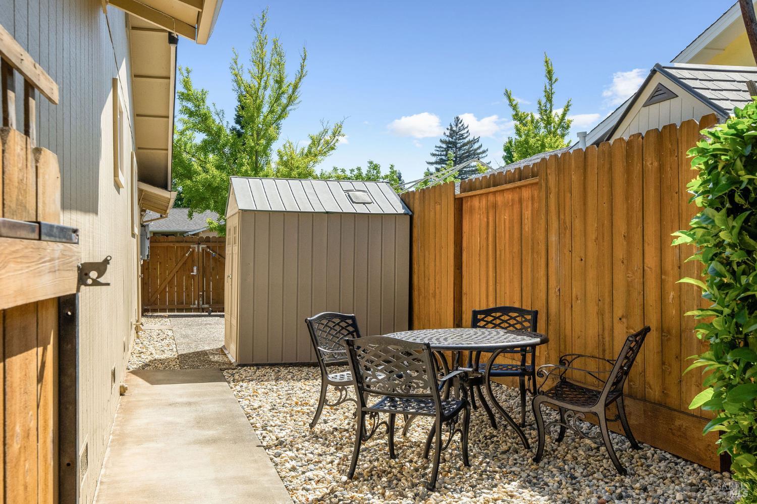 Detail Gallery Image 38 of 83 For 3936 Young Ave, Napa,  CA 94558 - 4 Beds | 2 Baths