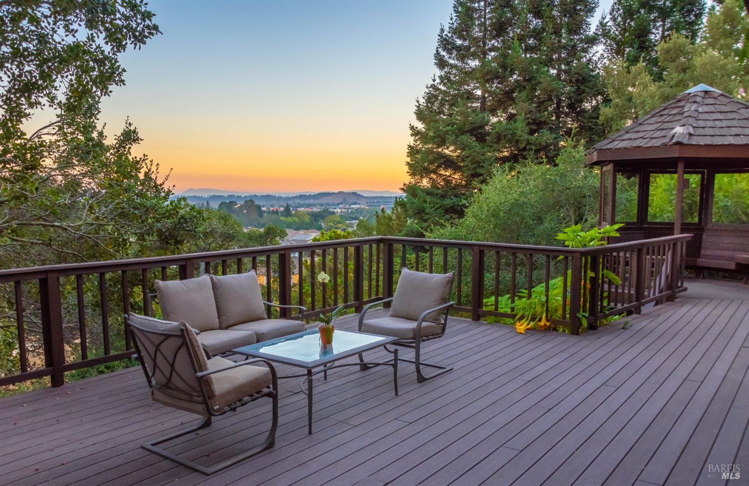 Detail Gallery Image 56 of 79 For 1043 La Quinta Ct, Napa,  CA 94559 - 4 Beds | 3/1 Baths