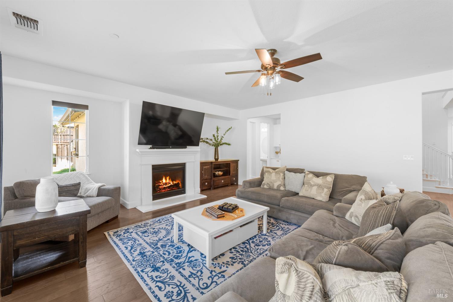 Detail Gallery Image 26 of 66 For 4012 Jade Crest Hill Way, Vacaville,  CA 95688 - 6 Beds | 4/1 Baths