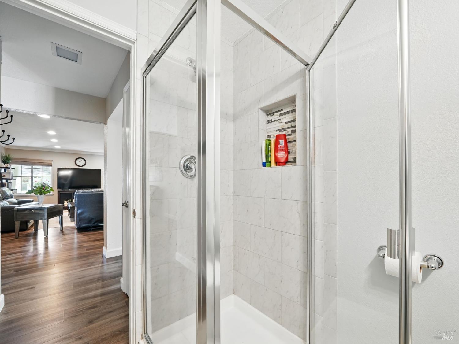 Detail Gallery Image 33 of 52 For 1233 Lincoln St, Fairfield,  CA 94533 - 4 Beds | 3 Baths