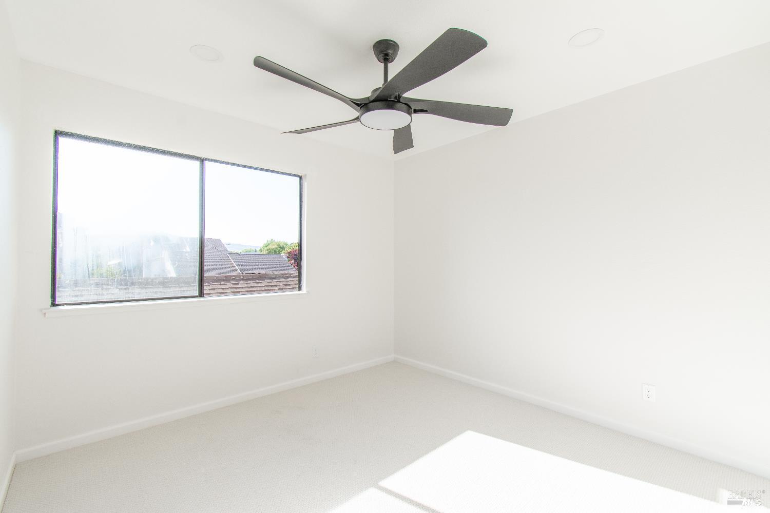 Detail Gallery Image 23 of 51 For 1986 Larchmont Cir, Fairfield,  CA 94534 - 3 Beds | 2/1 Baths