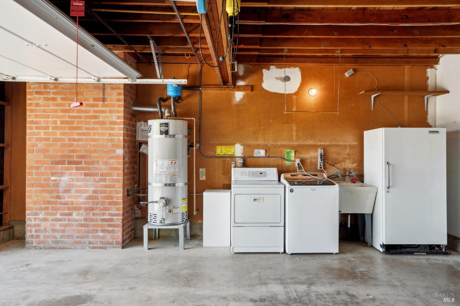 Detail Gallery Image 24 of 28 For 308 E Strawberry Dr, Mill Valley,  CA 94941 - 3 Beds | 2 Baths