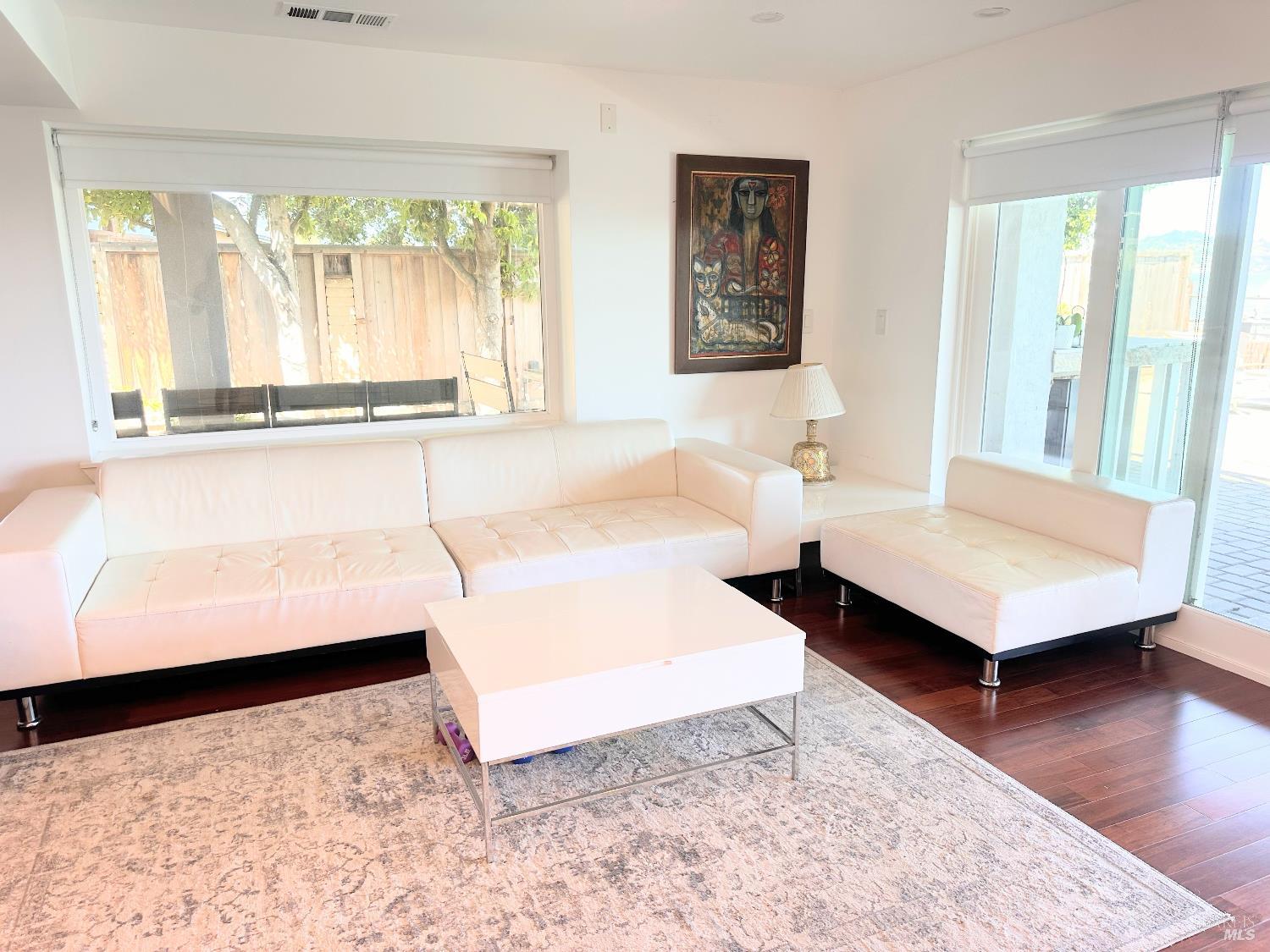 Detail Gallery Image 32 of 53 For 5148 E Paradise Dr, Corte Madera,  CA 94925 - 5 Beds | 5 Baths