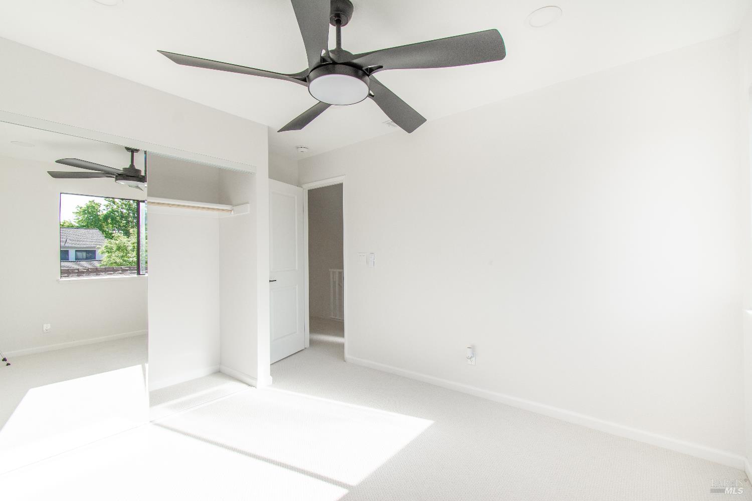Detail Gallery Image 26 of 51 For 1986 Larchmont Cir, Fairfield,  CA 94534 - 3 Beds | 2/1 Baths
