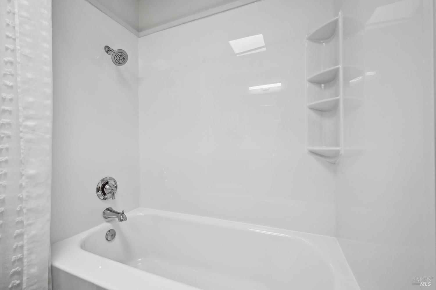 Detail Gallery Image 49 of 54 For 239 Knollwood Dr, San Rafael,  CA 94901 - 2 Beds | 2/1 Baths