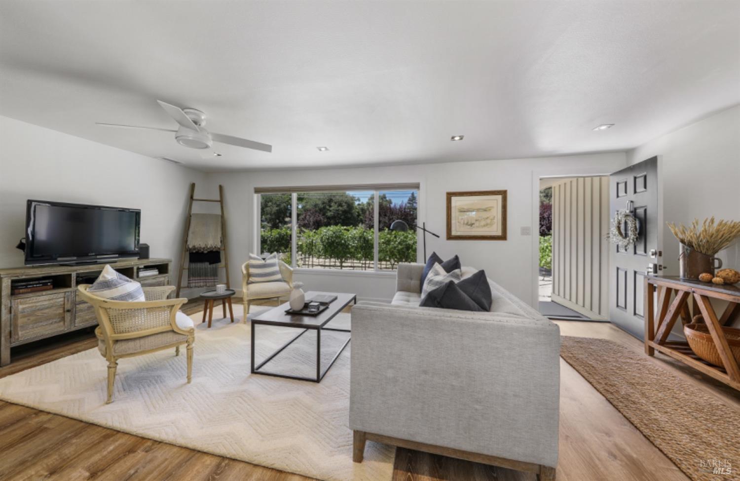 Detail Gallery Image 46 of 70 For 1067 Darms Ln, Napa,  CA 94558 - 5 Beds | 3 Baths