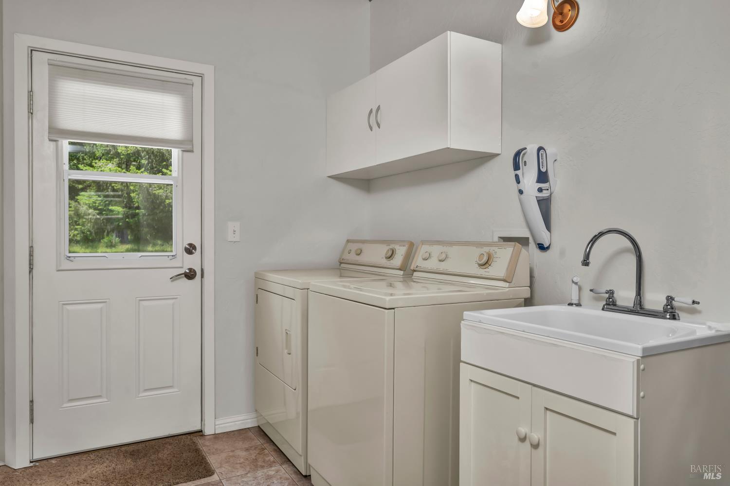 Detail Gallery Image 19 of 38 For 12255 Elk Mountain Rd, Upper Lake,  CA 95485 - 3 Beds | 2 Baths