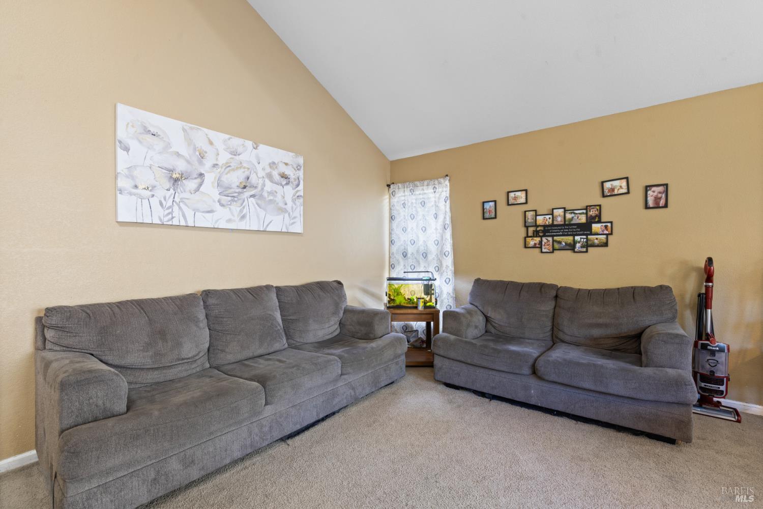 Detail Gallery Image 7 of 46 For 50 S a St, Santa Rosa,  CA 95401 - – Beds | – Baths