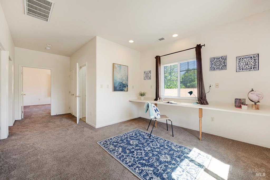 Detail Gallery Image 20 of 44 For 1237 Humboldt St, Santa Rosa,  CA 95404 - 3 Beds | 3/1 Baths