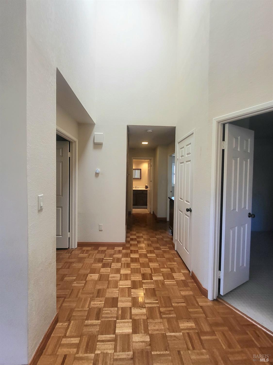 Detail Gallery Image 16 of 36 For 170 Moonraker Ct, Vallejo,  CA 94590 - 3 Beds | 2 Baths