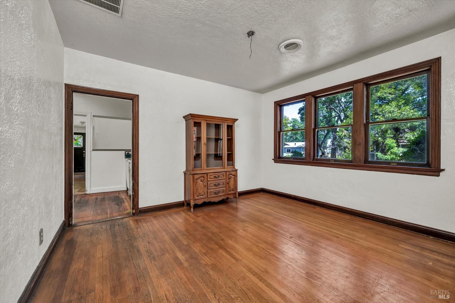 Detail Gallery Image 4 of 28 For 21345 Bush St, Middletown,  CA 95461 - 2 Beds | 1 Baths