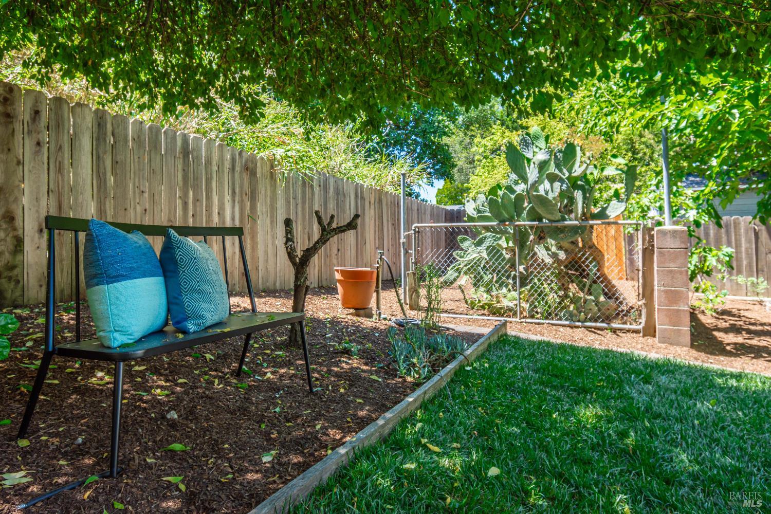 Detail Gallery Image 43 of 53 For 225 Berna Ave, Napa,  CA 94559 - 3 Beds | 2/1 Baths