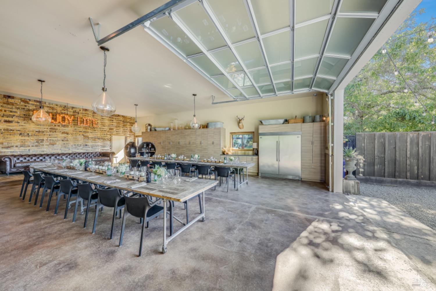 Detail Gallery Image 28 of 70 For 1067 Darms Ln, Napa,  CA 94558 - 5 Beds | 3 Baths