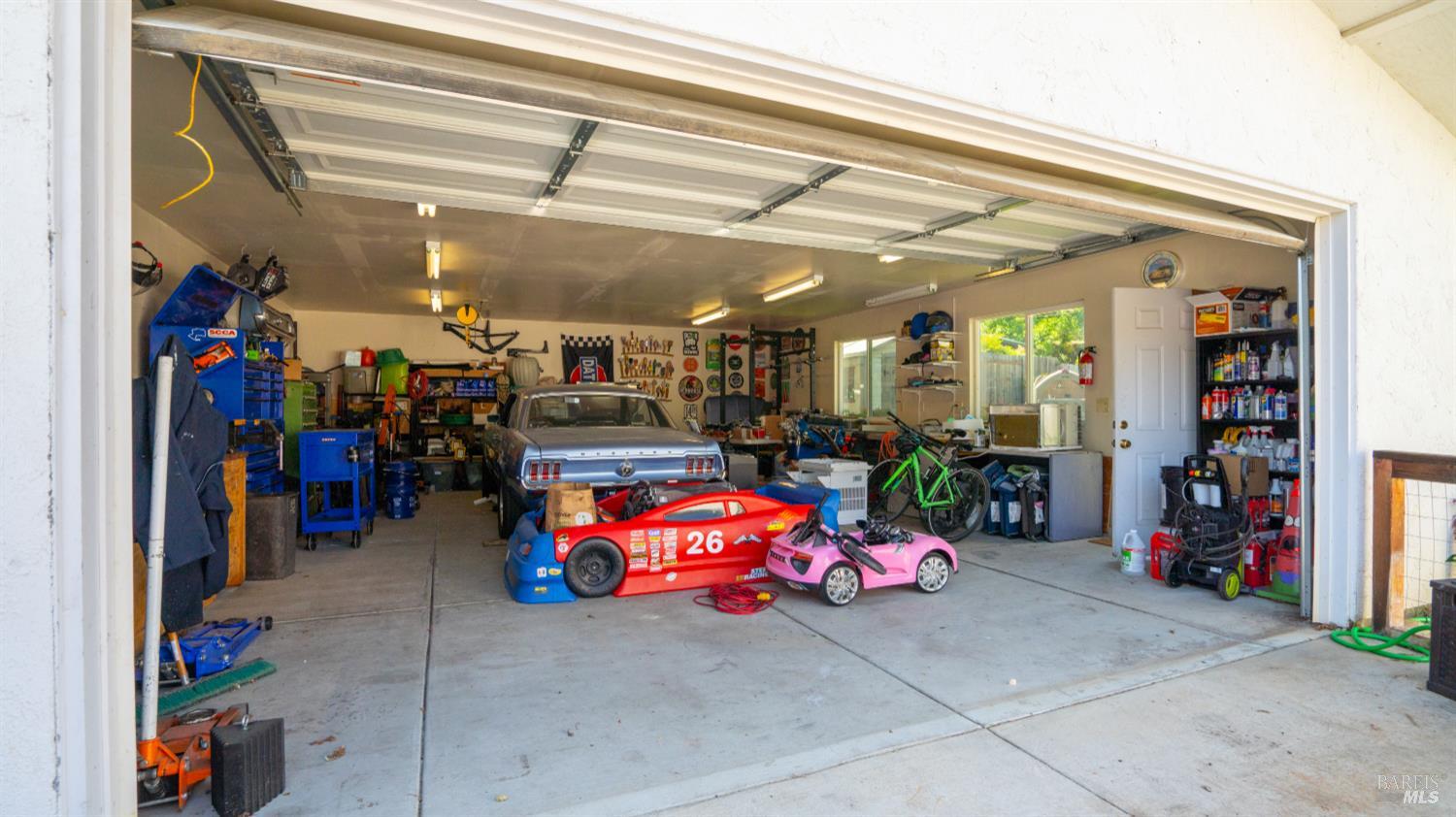 Detail Gallery Image 34 of 38 For 1192 Devonshire Dr, Vacaville,  CA 95687 - 4 Beds | 2/1 Baths