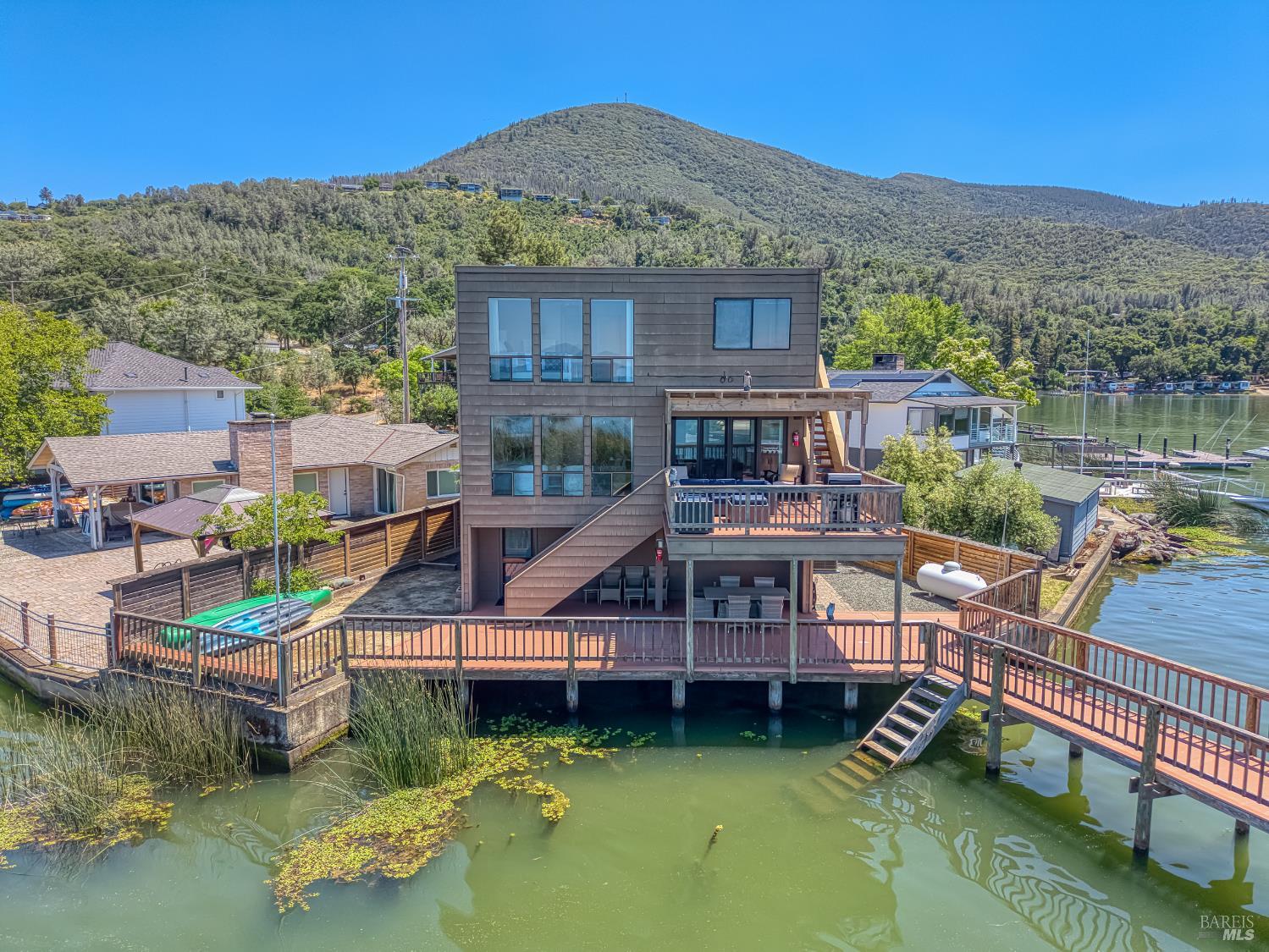 Detail Gallery Image 9 of 68 For 2998 Willow Rd, Kelseyville,  CA 95451 - 2 Beds | 2 Baths