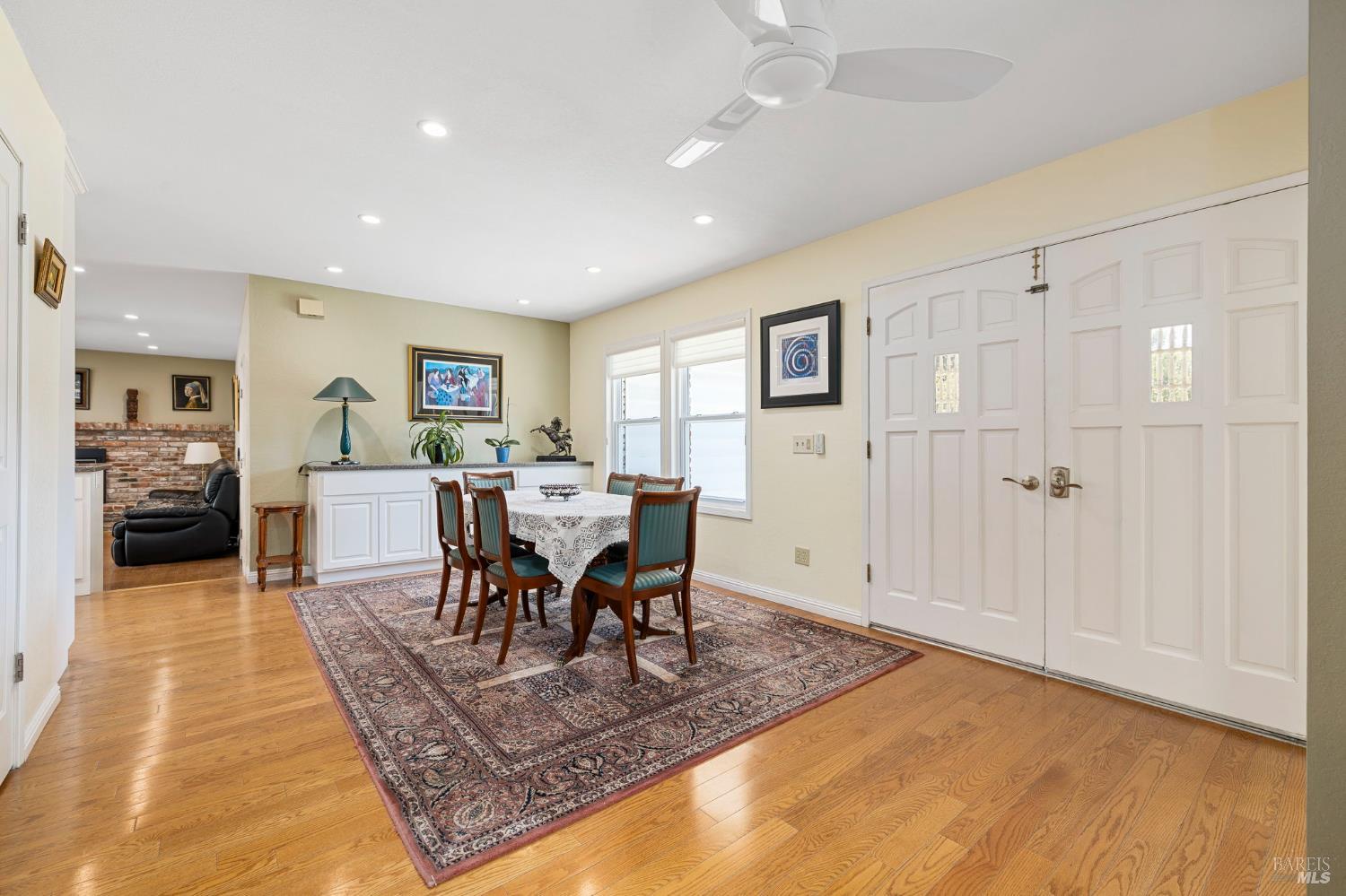 Detail Gallery Image 6 of 52 For 3429 Castlerock Ct, Santa Rosa,  CA 95404 - 4 Beds | 2 Baths