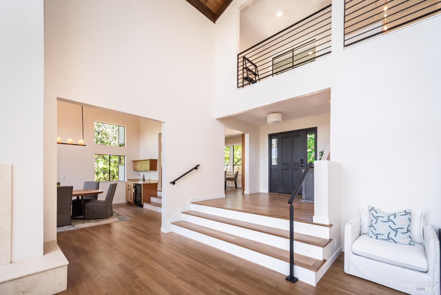 Detail Gallery Image 9 of 79 For 1043 La Quinta Ct, Napa,  CA 94559 - 4 Beds | 3/1 Baths