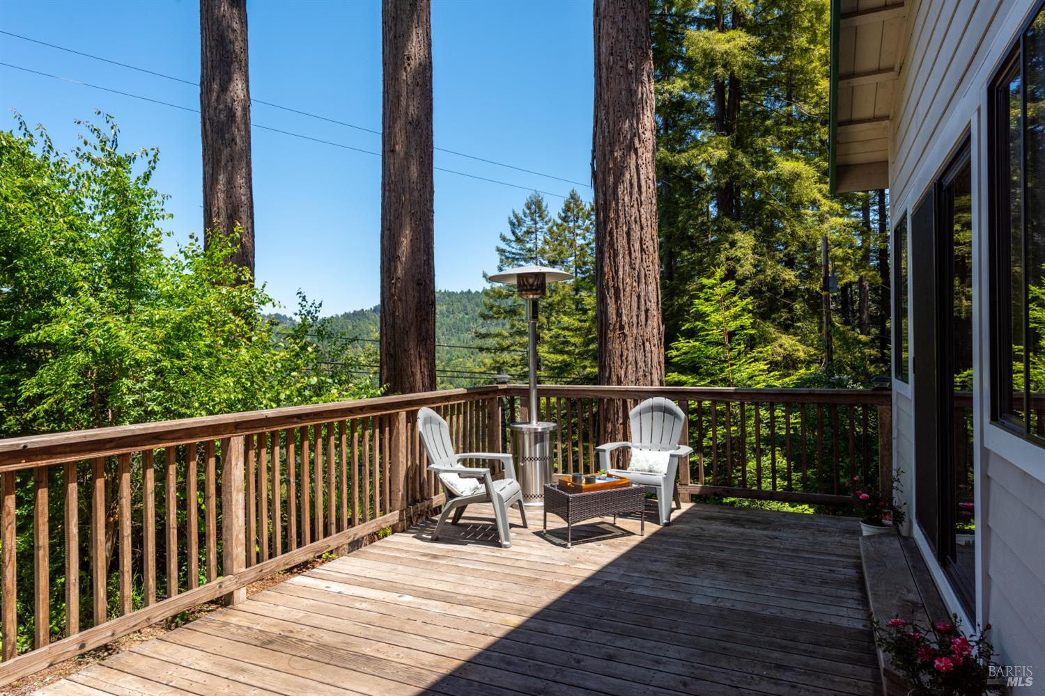 Detail Gallery Image 22 of 32 For 1 Mosswood Cir, Cazadero,  CA 95421 - 2 Beds | 2 Baths