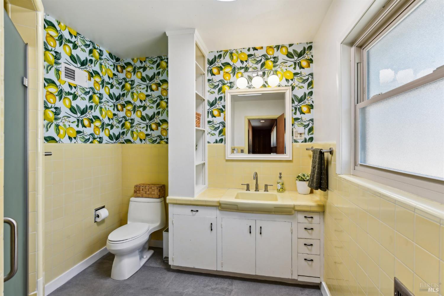 Detail Gallery Image 43 of 70 For 349 Buck Ave, Vacaville,  CA 95688 - 3 Beds | 2/1 Baths