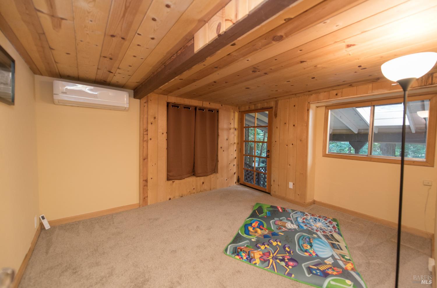 Detail Gallery Image 33 of 49 For 11917 Laurel Ave, Forestville,  CA 95436 - 3 Beds | 3 Baths